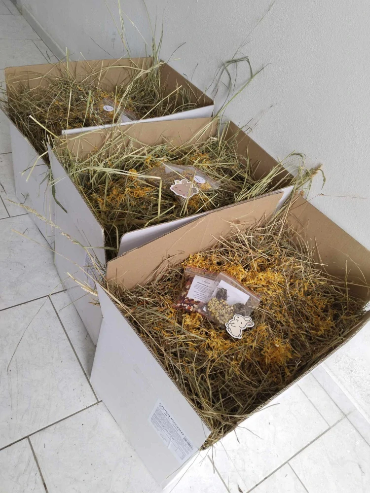 Měsíčkové seno - ochutnávková velikost cca 2,5kg