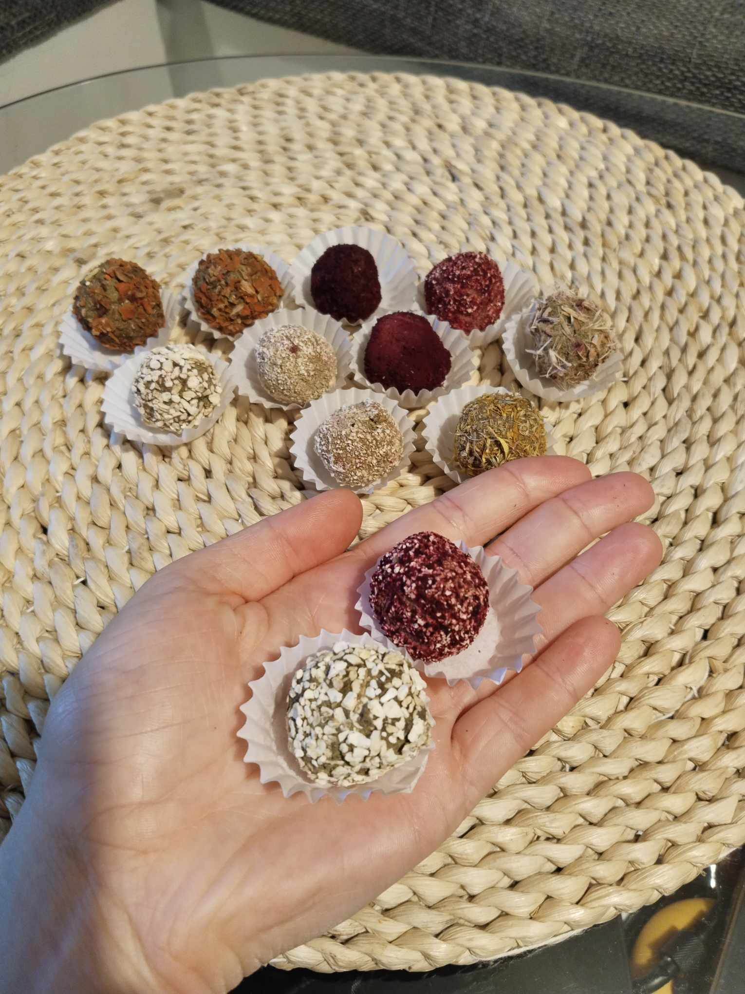 Malé bezobilné dobroty - kuličky,srdíčka